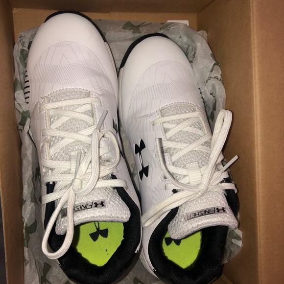 Under Armour Women's Lax Finisher Turf Cleats - Picture 3 of 3